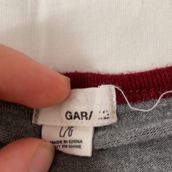 Grey and red t shirt - Picture 2 of 2